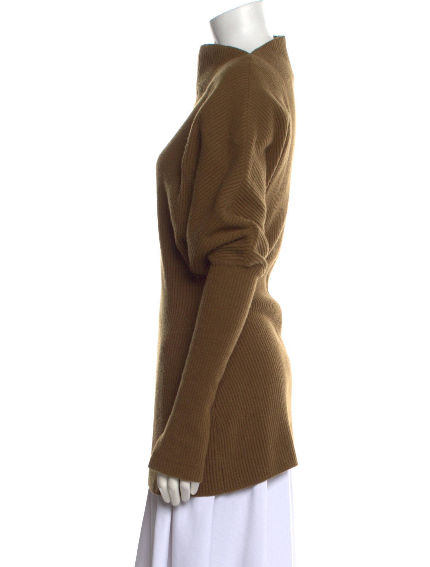 Low Classic Wool Mock Neck Sweater