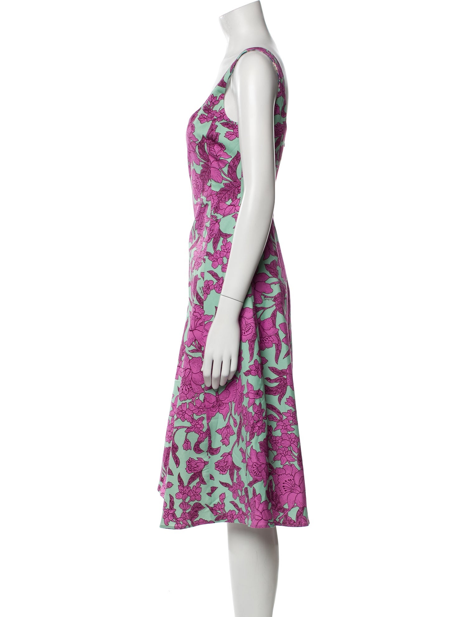 La DoubleJ Floral Print Midi Length Dress