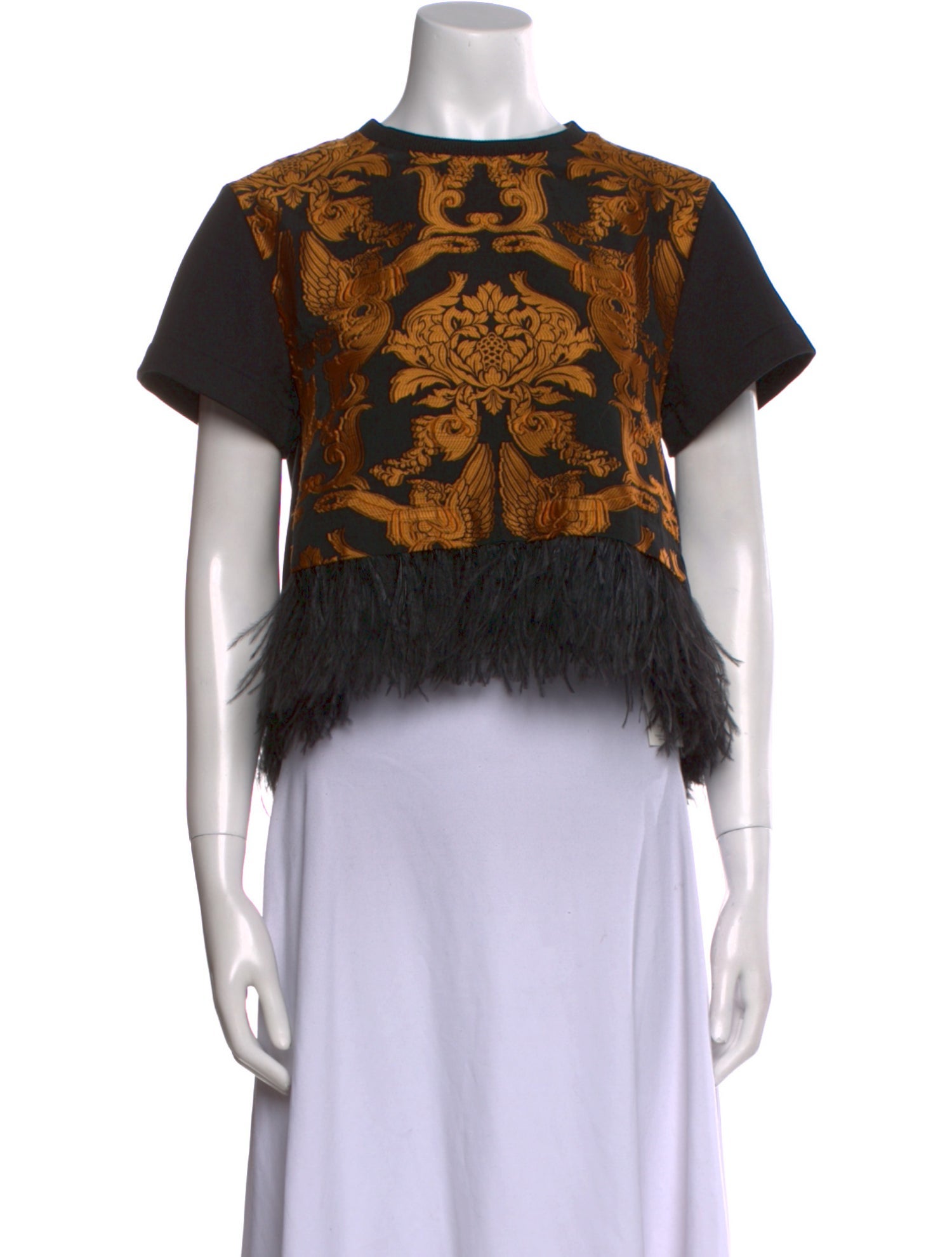 La DoubleJ Printed Crew Neck Crop Top