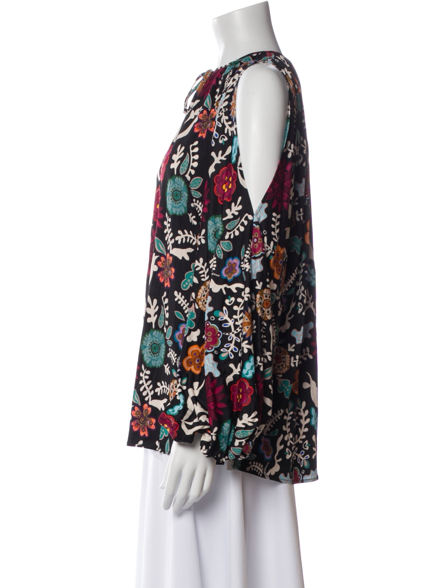 La DoubleJ Floral Print Crew Neck Blouse w/ Tags