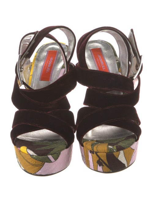 La DoubleJ Printed Sandals