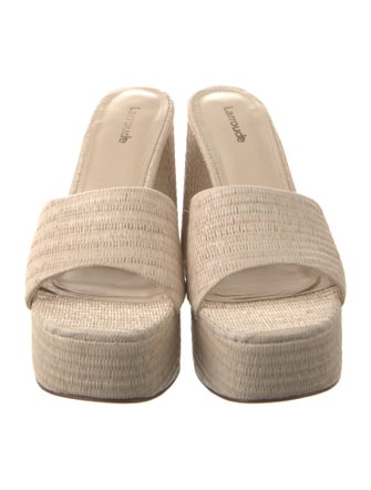 Larroude Straw Slides