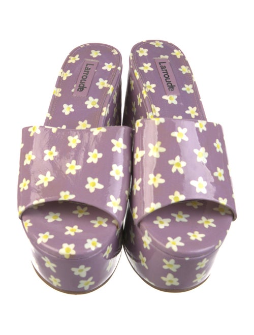 Larroude Patent Leather Printed Slides