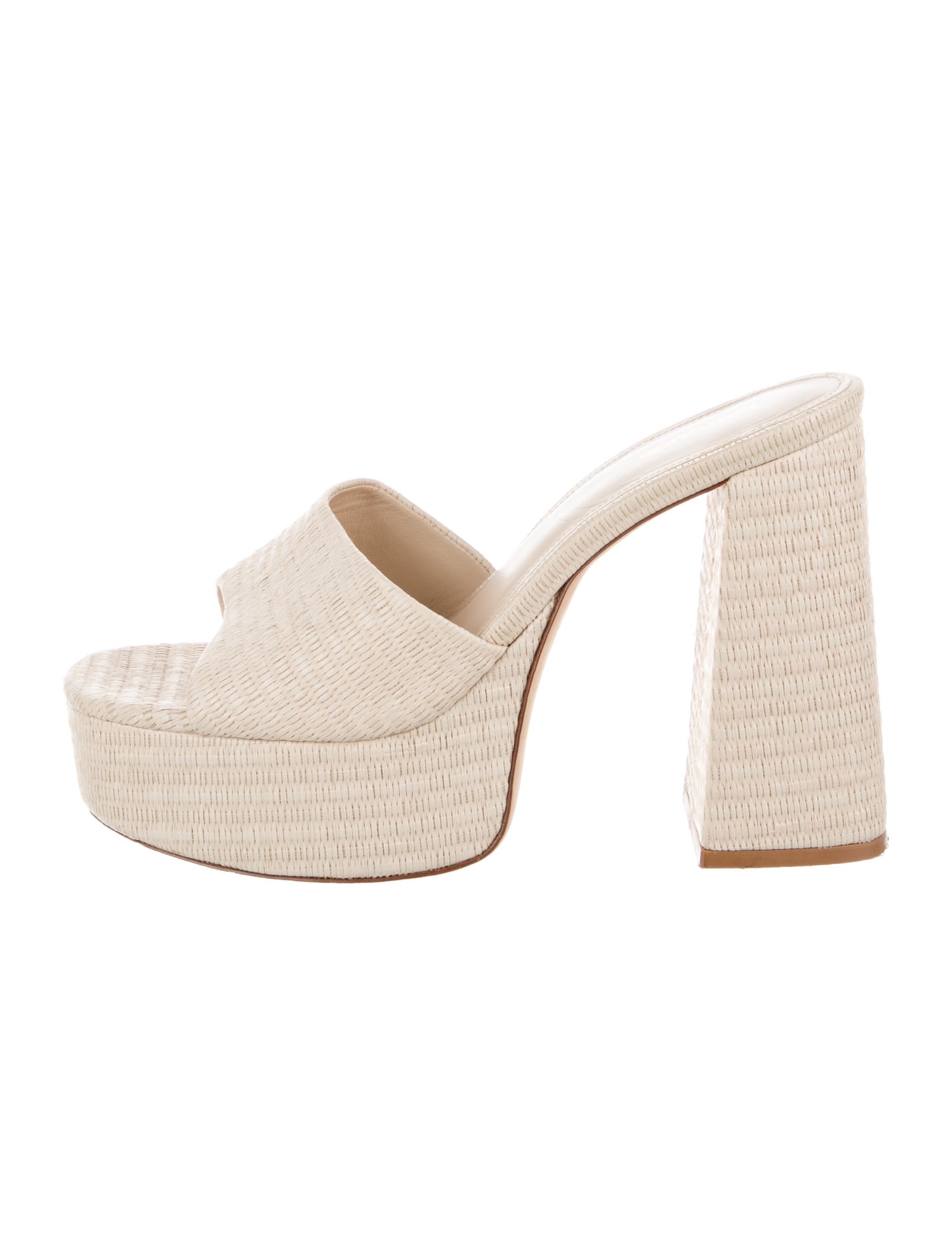 Larroude Straw Slides