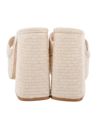 Larroude Straw Slides