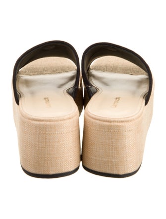 Larroude Canvas Slides