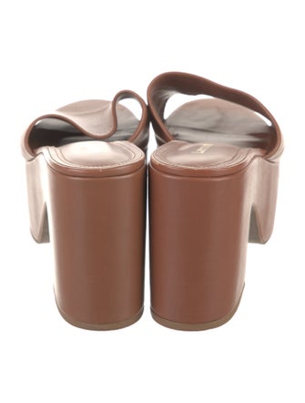 Larroude Leather Slides