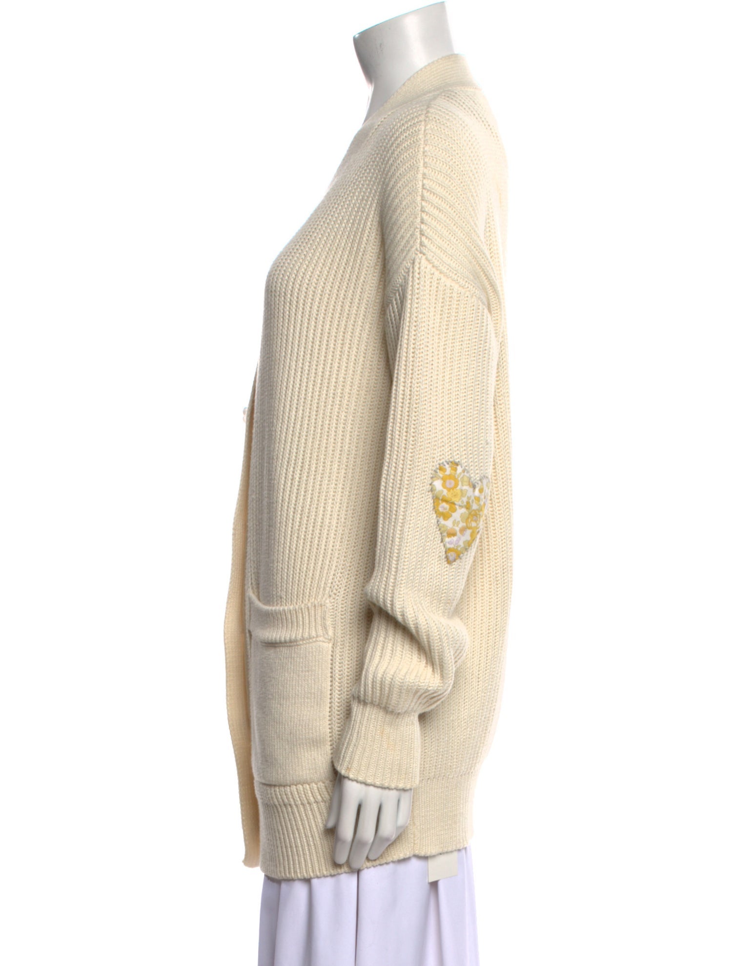 Le Lion V-Neck Sweater