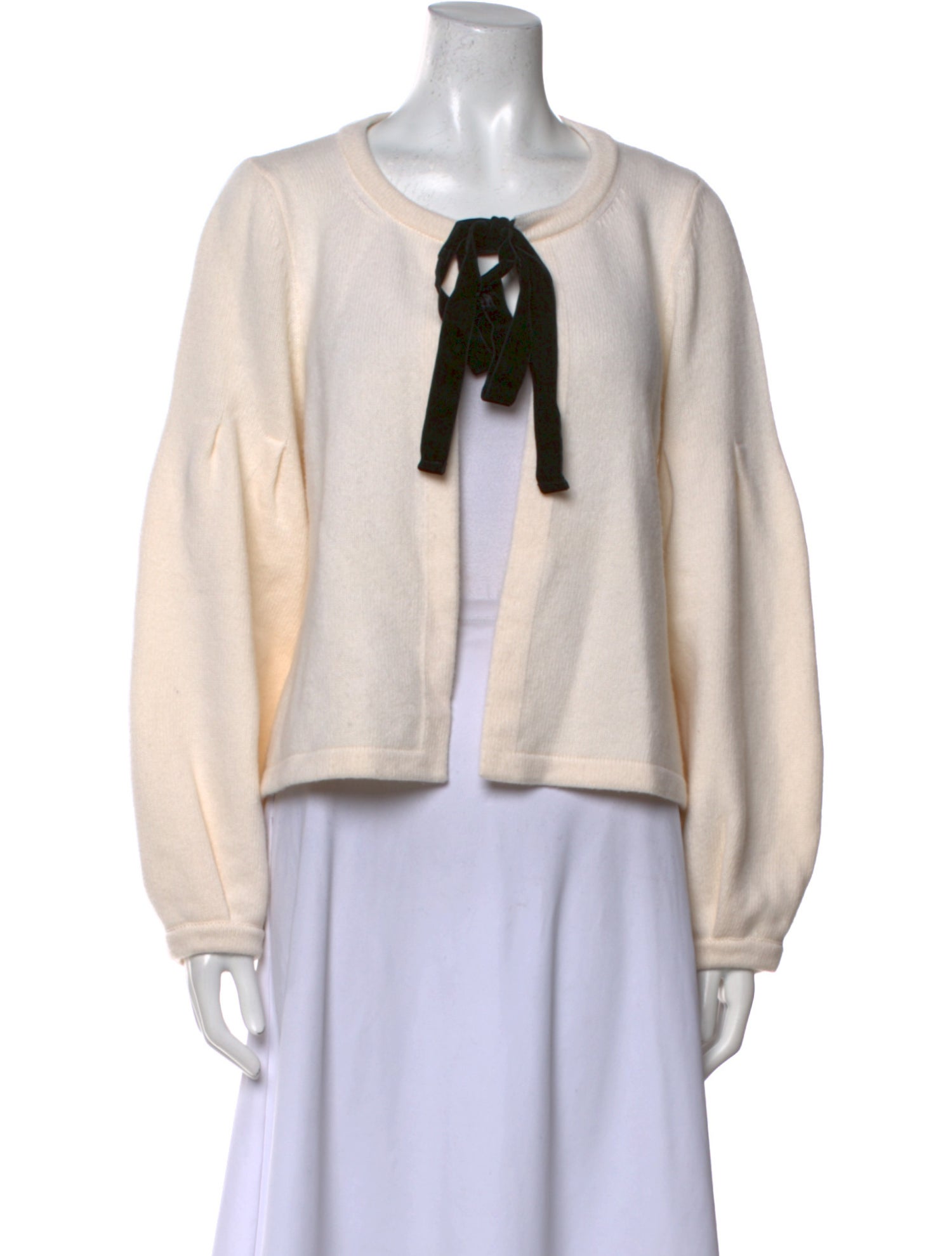 Le Lion Merino Wool V-Neck Sweater