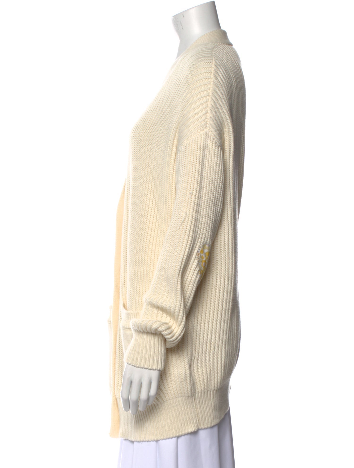 Le Lion V-Neck Sweater