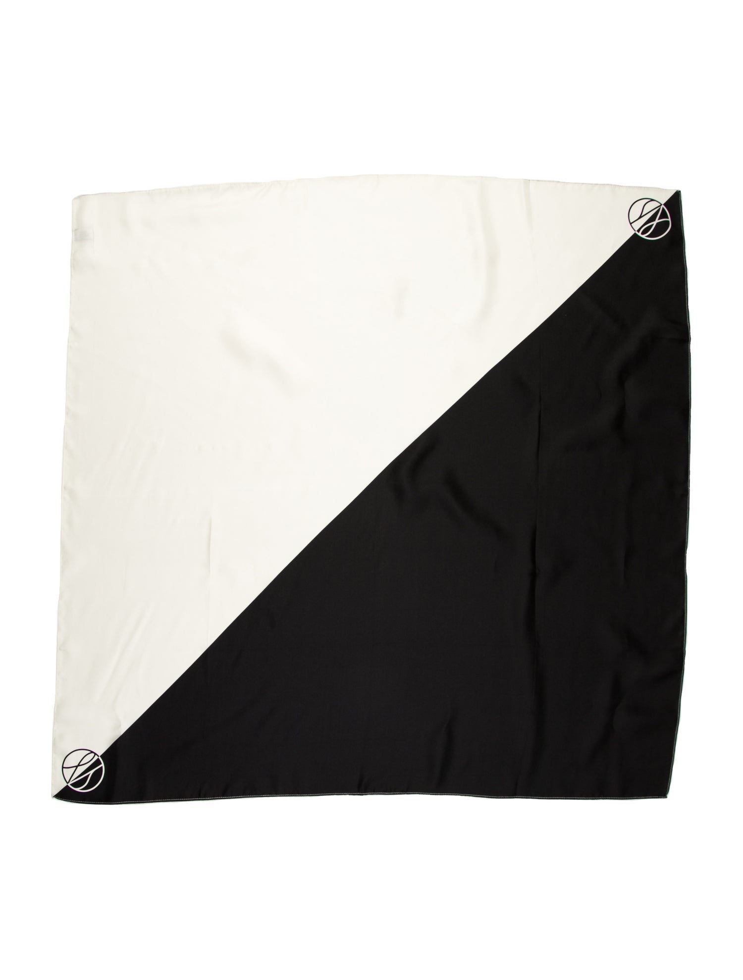 Lescarf 630750 Silk Scarf