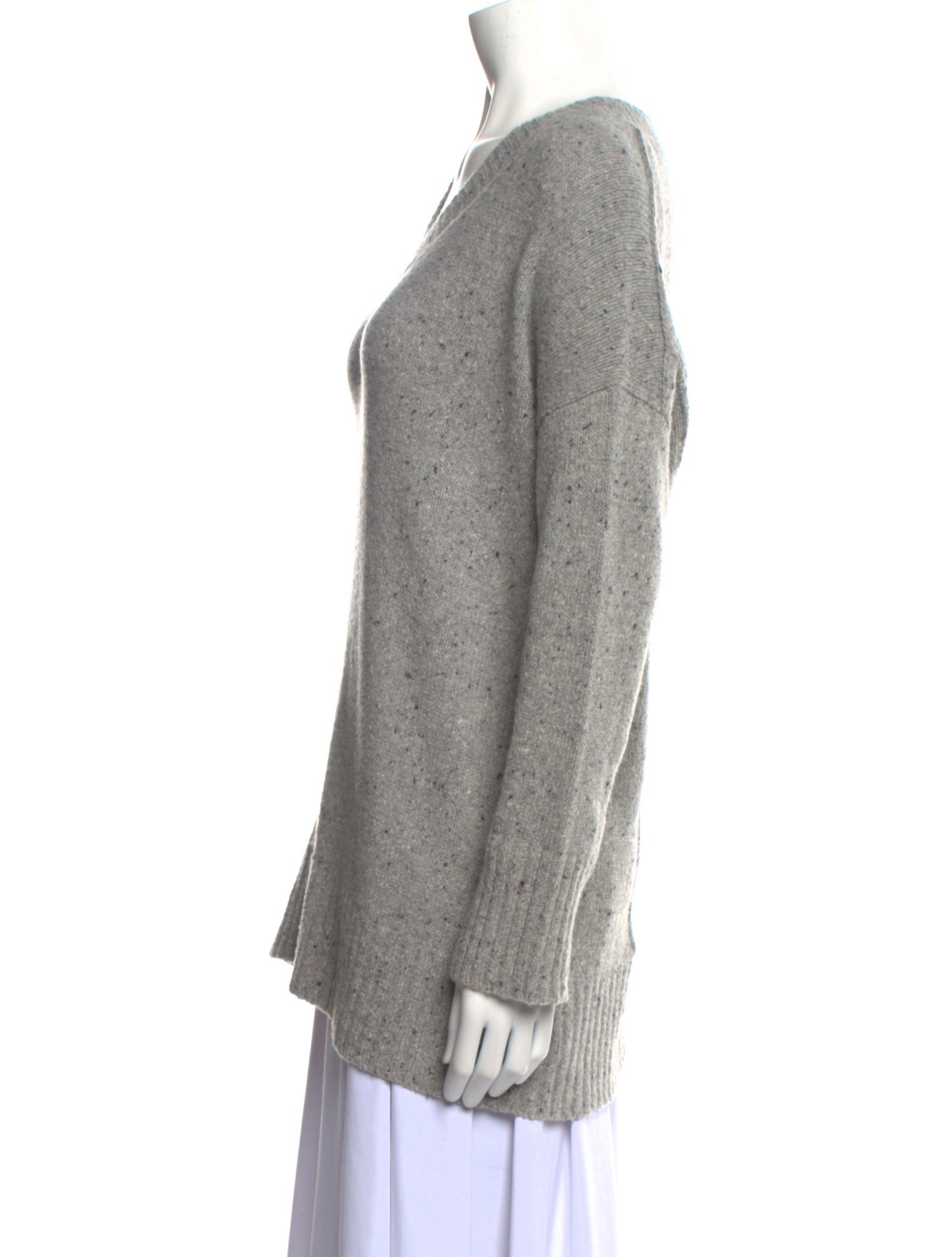 Lafayette 148 Cashmere V-Neck Sweater
