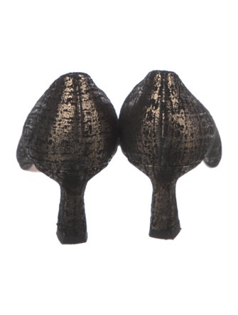 Lafayette 148 Suede Pumps