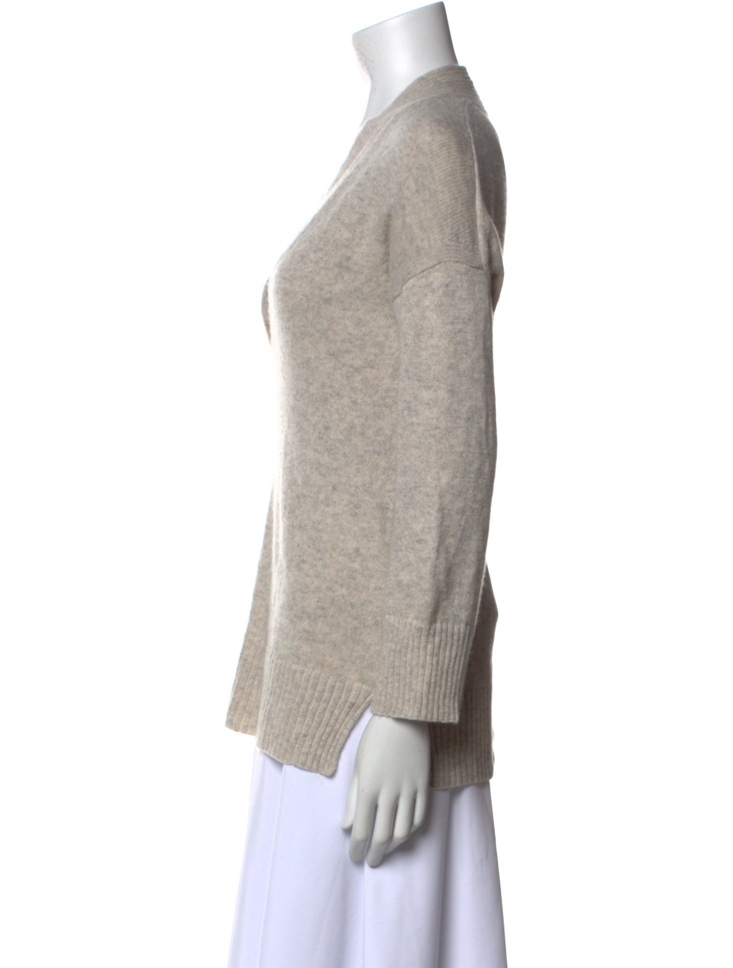 Lafayette 148 Cashmere V-Neck Sweater