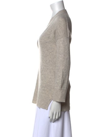 Lafayette 148 Cashmere V-Neck Sweater