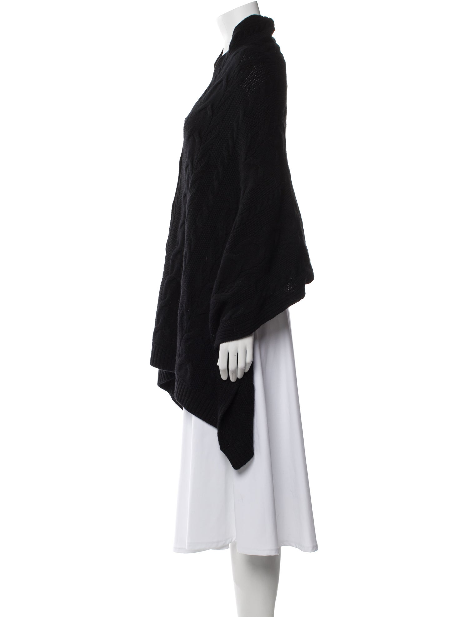 Lafayette 148 Cashmere V-Neck Sweater