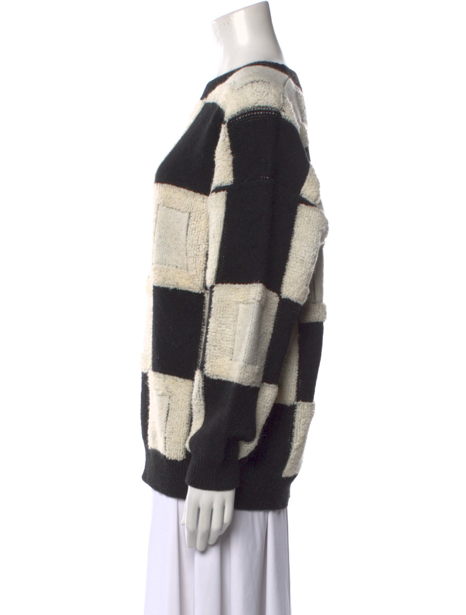 Line & Dot Printed Scoop Neck Sweater