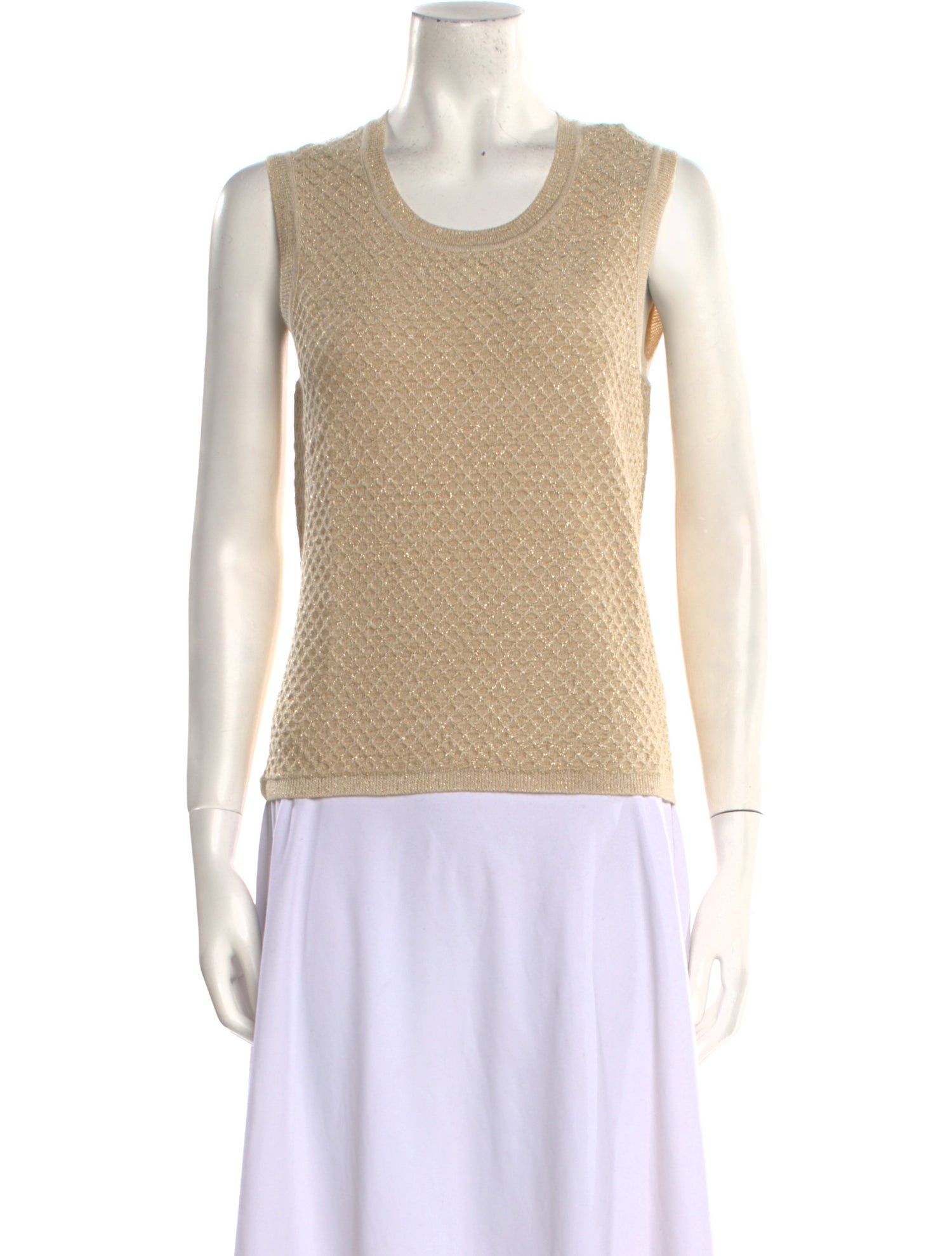 Leggiadro Scoop Neck Sleeveless Top