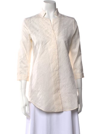 Leggiadro Three-Quarter Sleeve Button-Up Top