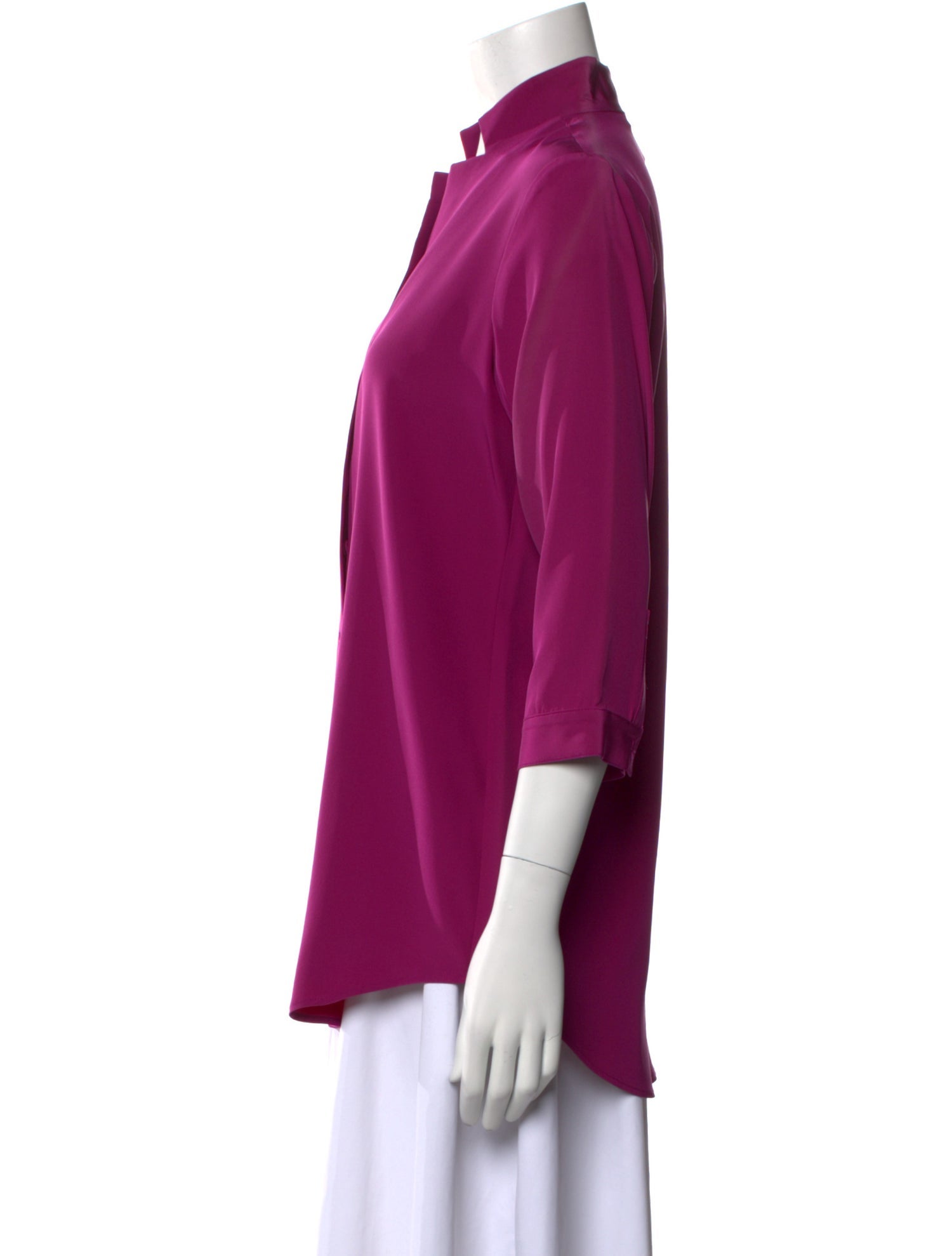 Leggiadro Silk V-Neck Blouse