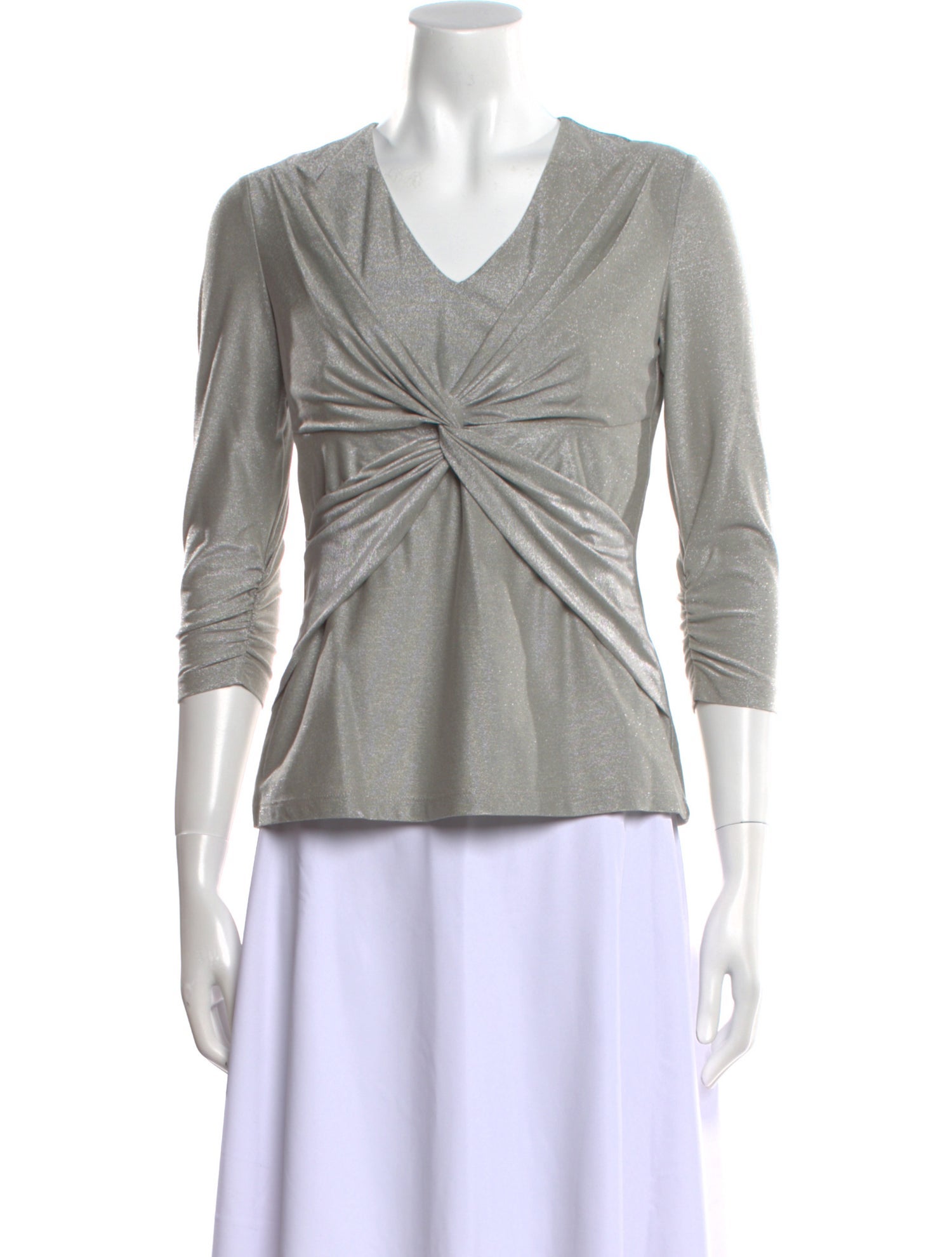 Leggiadro V-Neck Three-Quarter Sleeve Top