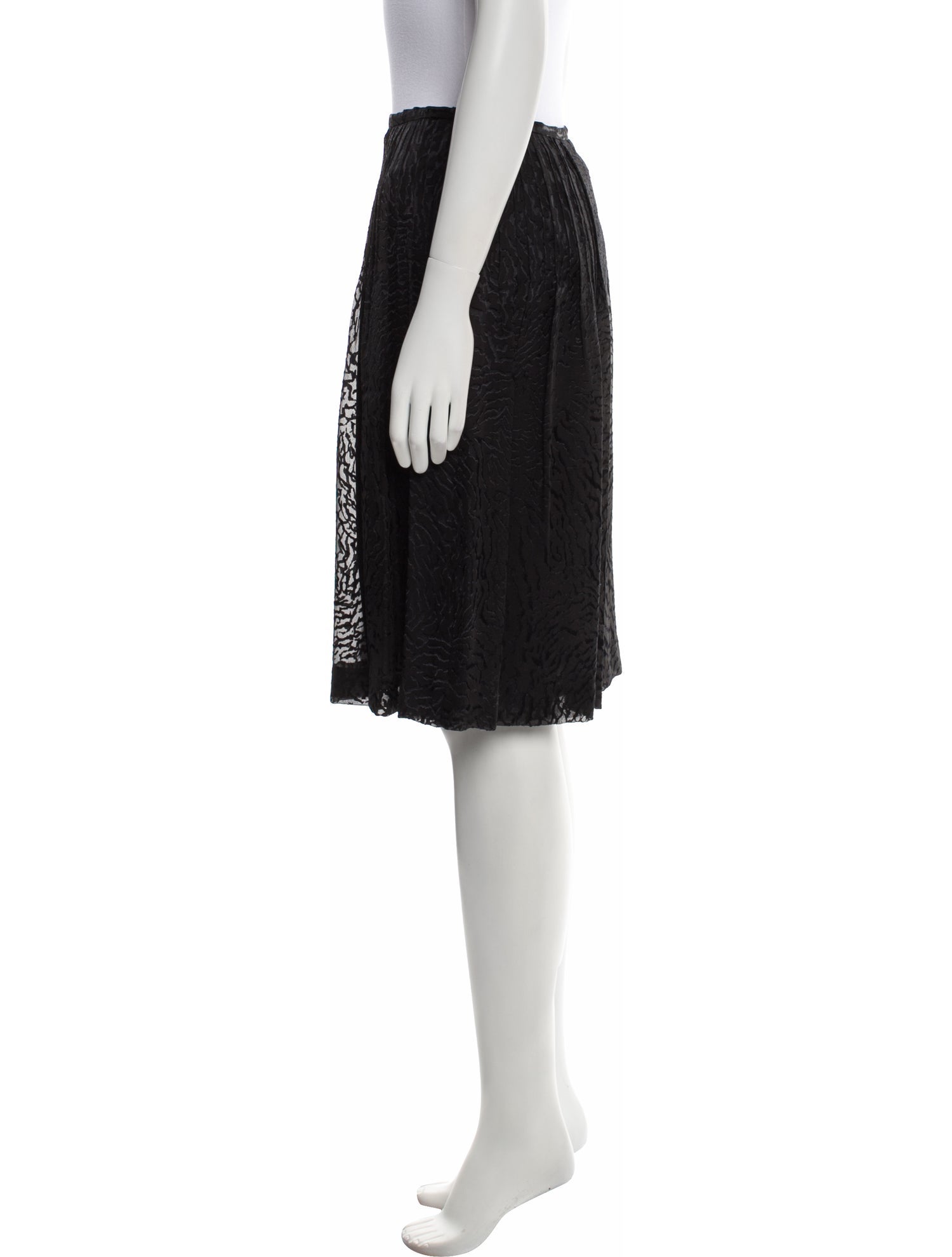 Leggiadro Pleated Accents Knee-Length Skirt w/ Tags