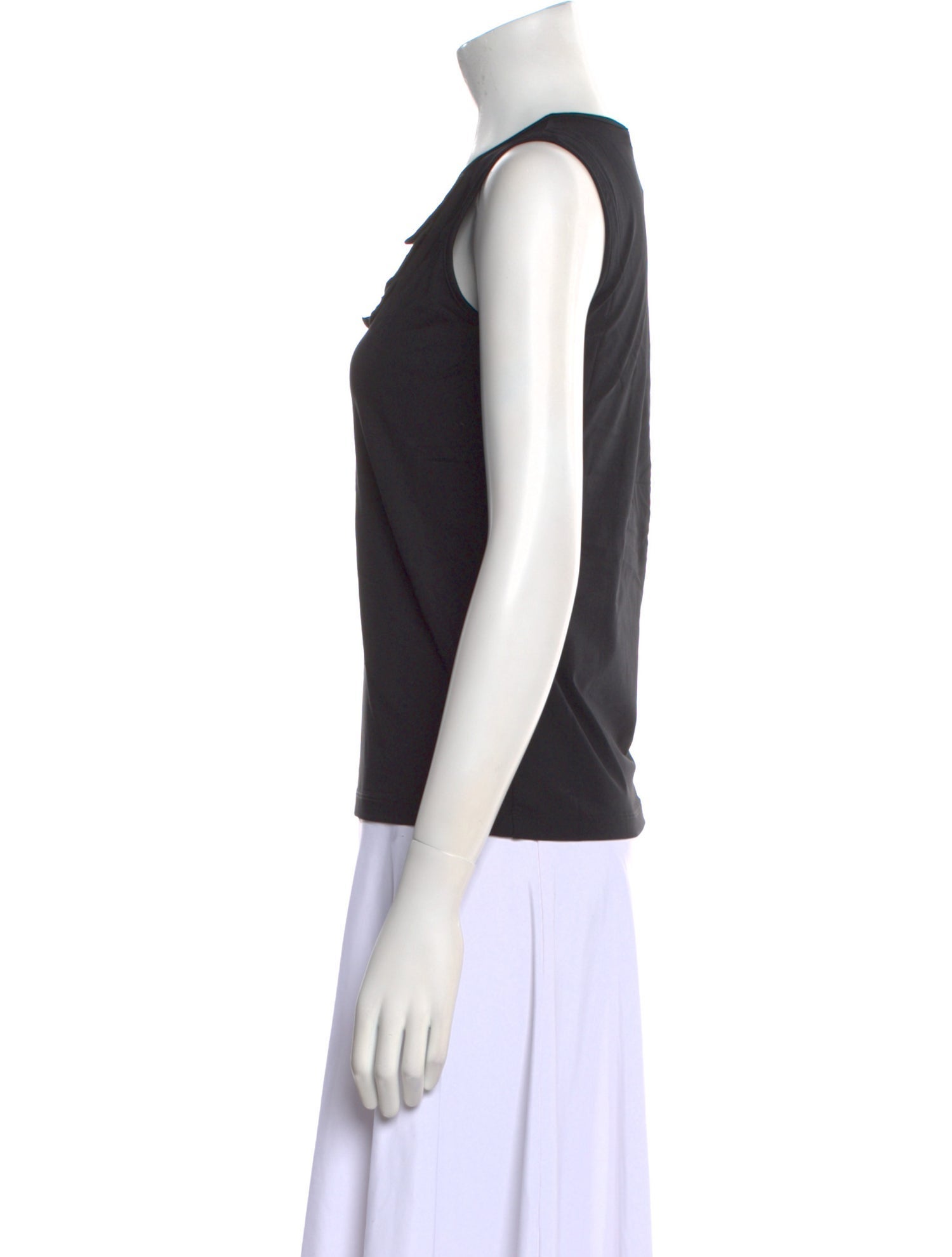 Leggiadro Crew Neck Sleeveless Top w/ Tags