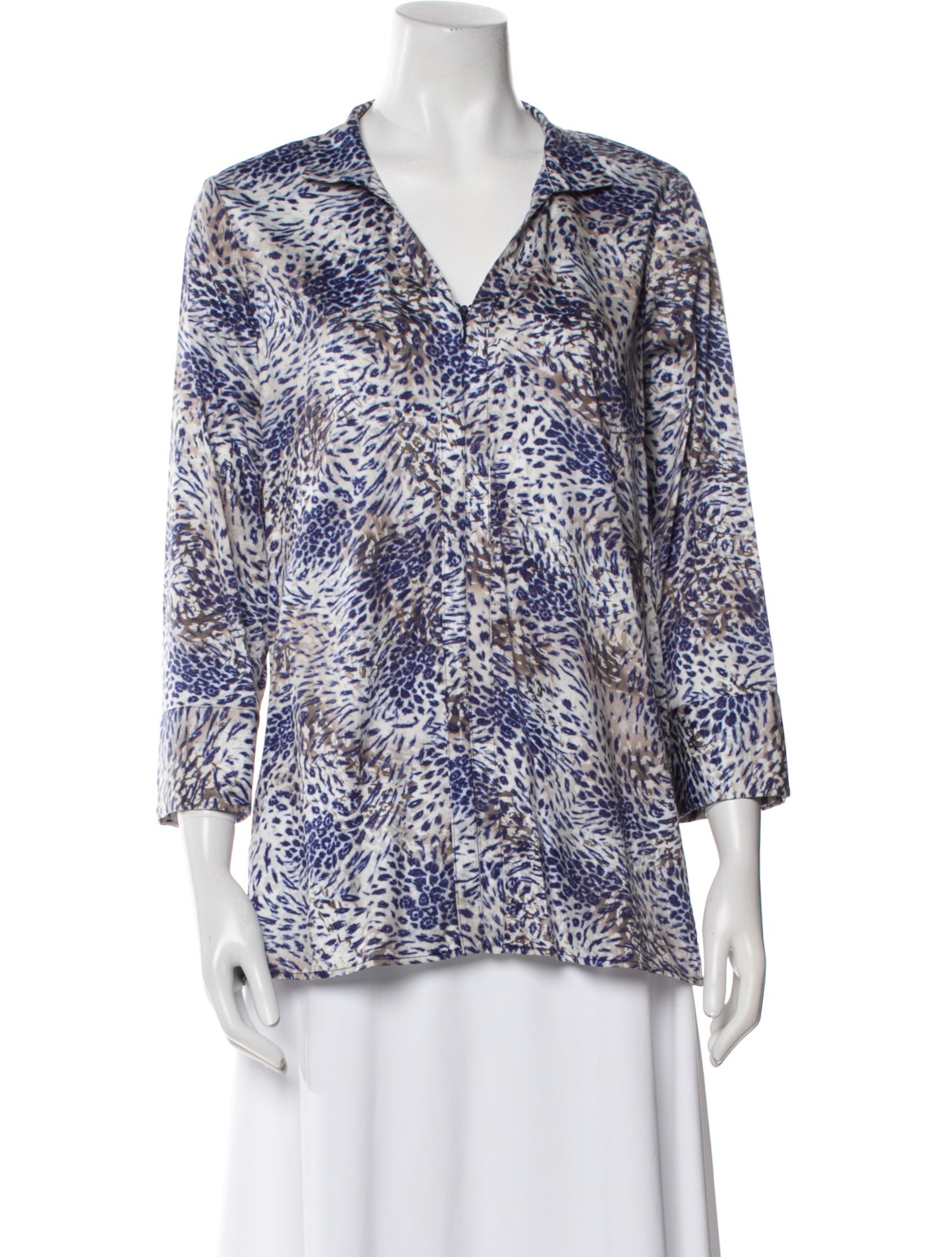 Leggiadro Printed V-Neck Blouse w/ Tags
