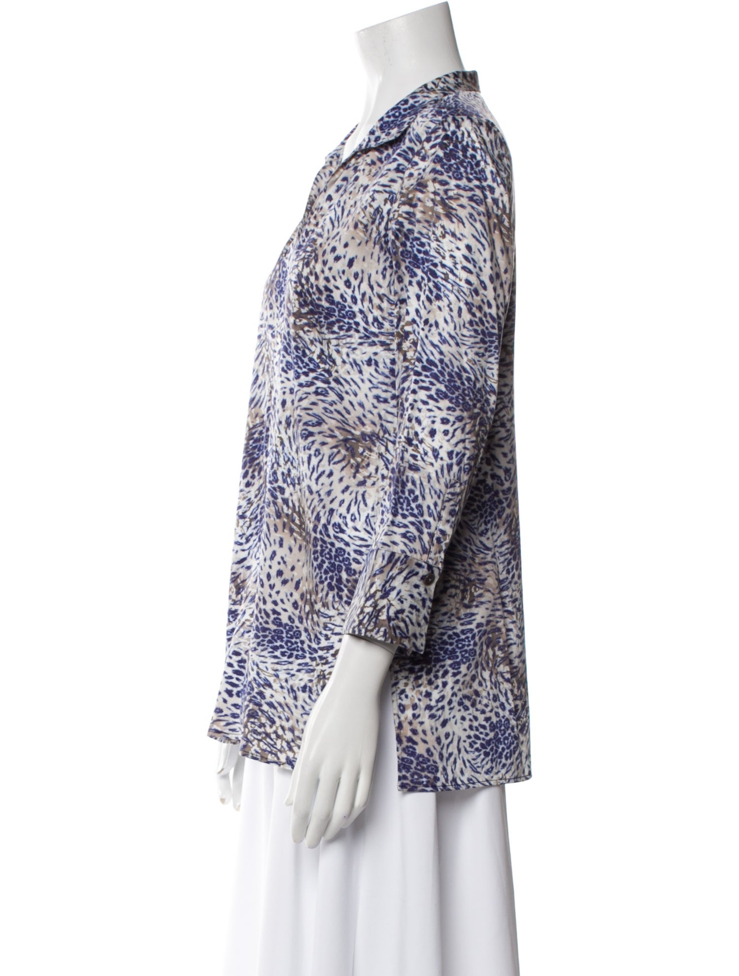 Leggiadro Printed V-Neck Blouse w/ Tags