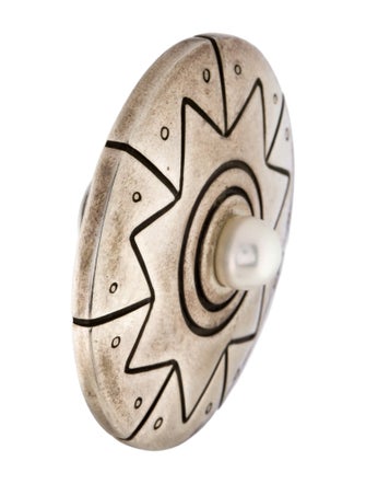 Lisa Jenks Pearl Round Pin