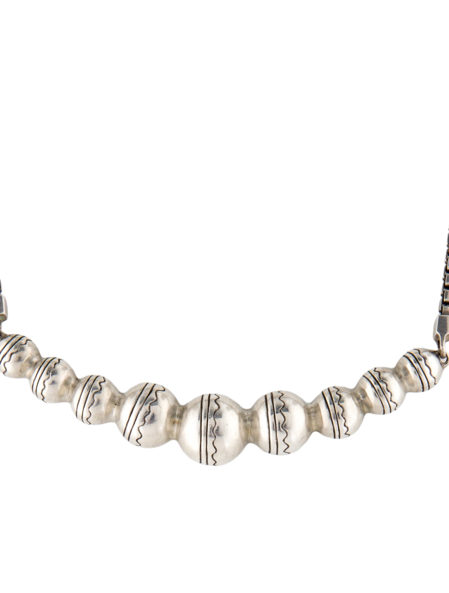 Lisa Jenks Collar Pendant Necklace