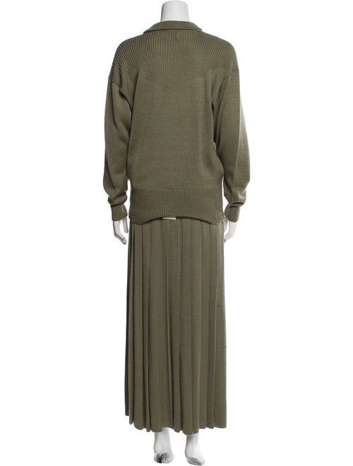 Linda Lundstrom Laparka Pleated Accents Skirt Set