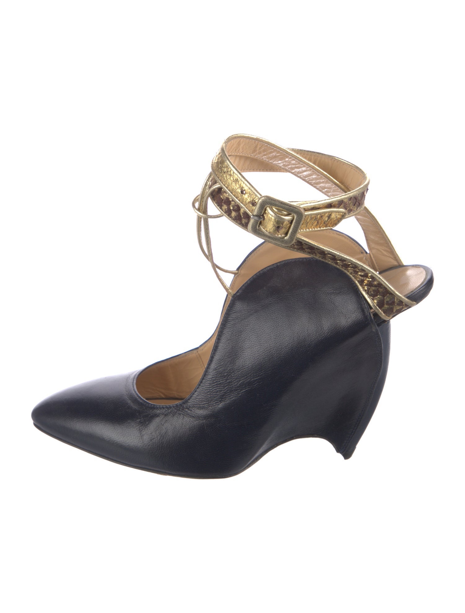 Liudmila Leather Pumps