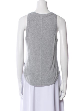 La Made Crew Neck Sleeveless Top