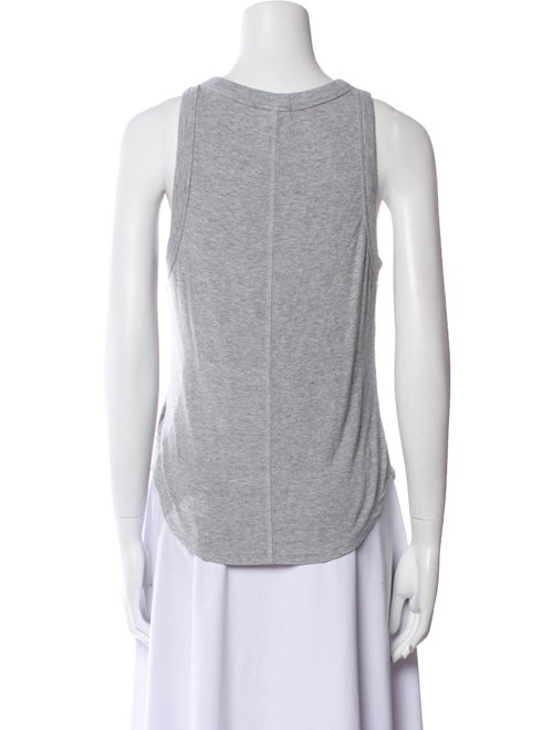 La Made Crew Neck Sleeveless Top