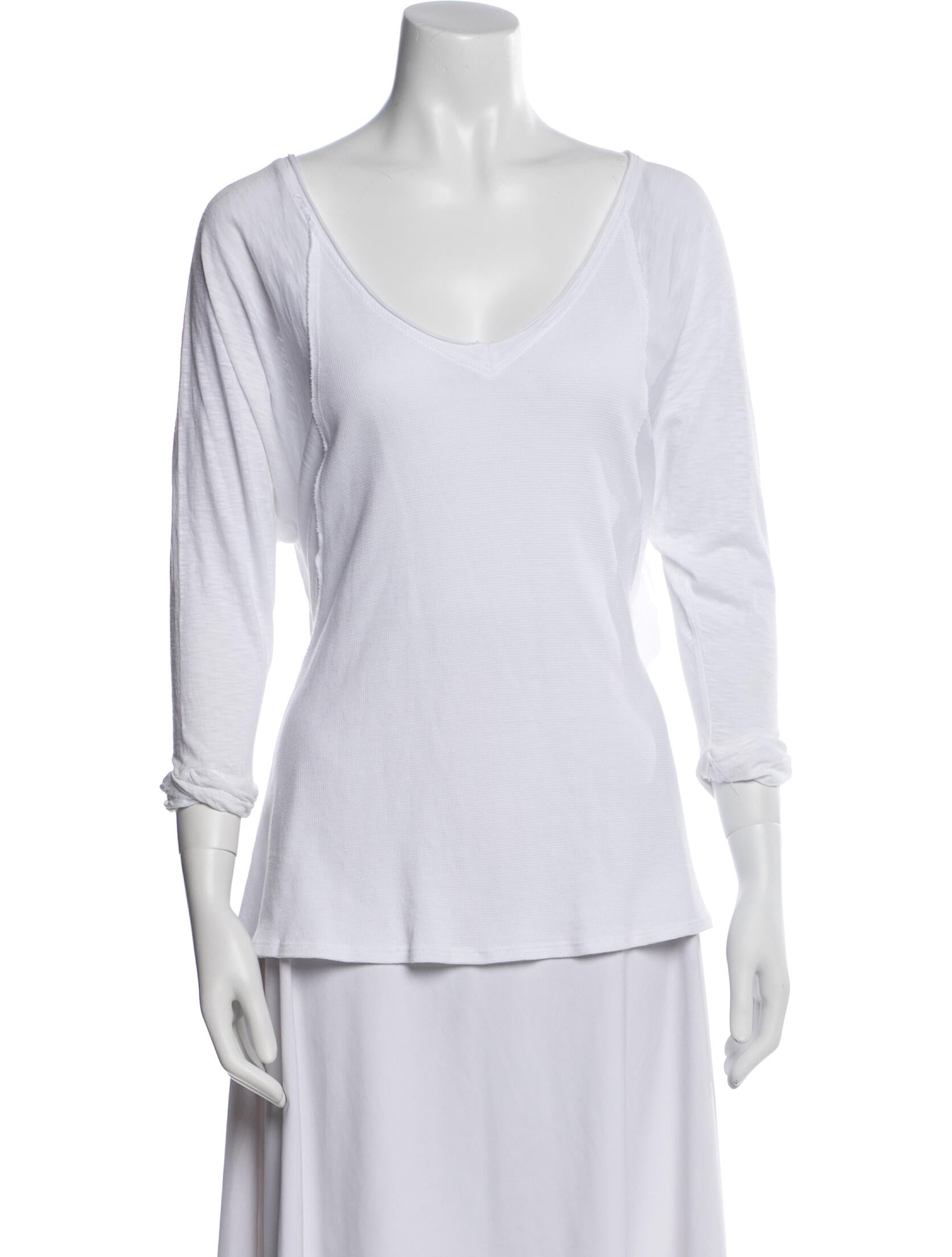 La Made V-Neck Three-Quarter Sleeve T-Shirt w/ Tags