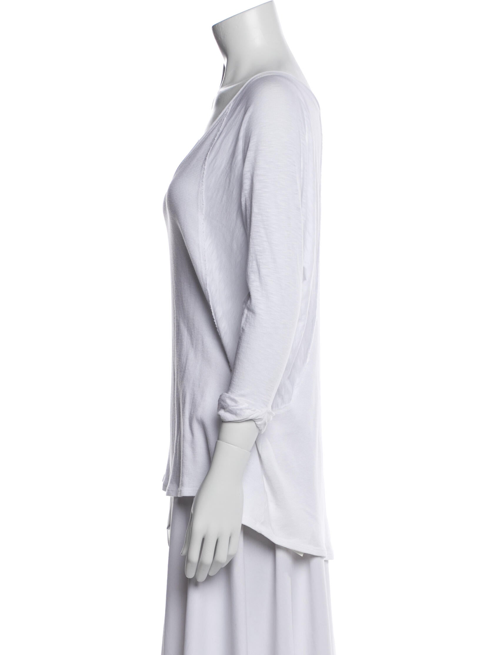 La Made V-Neck Three-Quarter Sleeve T-Shirt w/ Tags