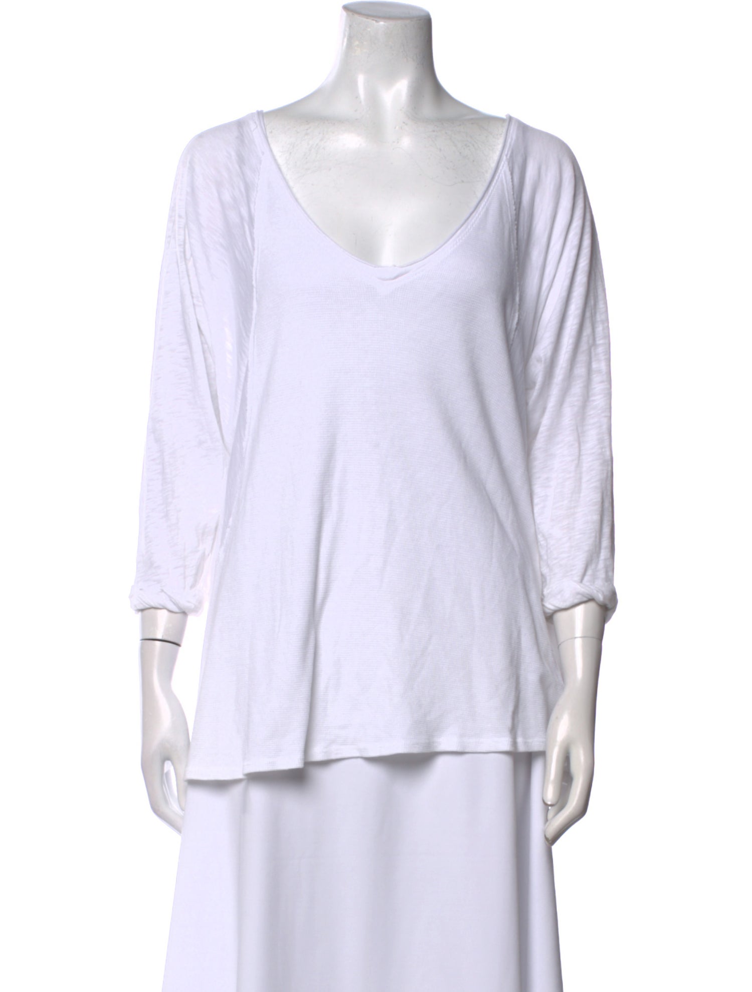 La Made V-Neck Three-Quarter Sleeve T-Shirt