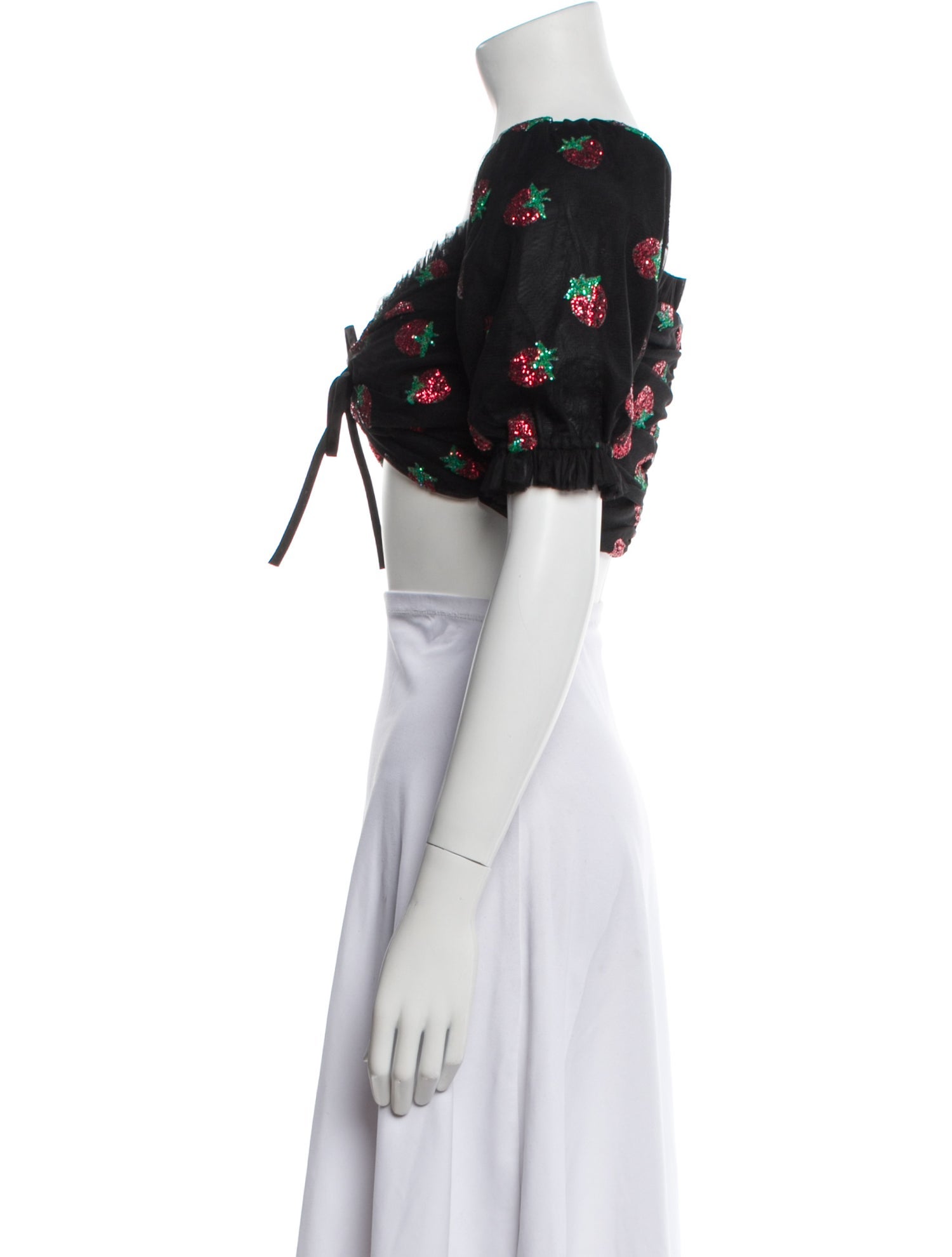 Lirika Matoshi Floral Print V-Neck Crop Top