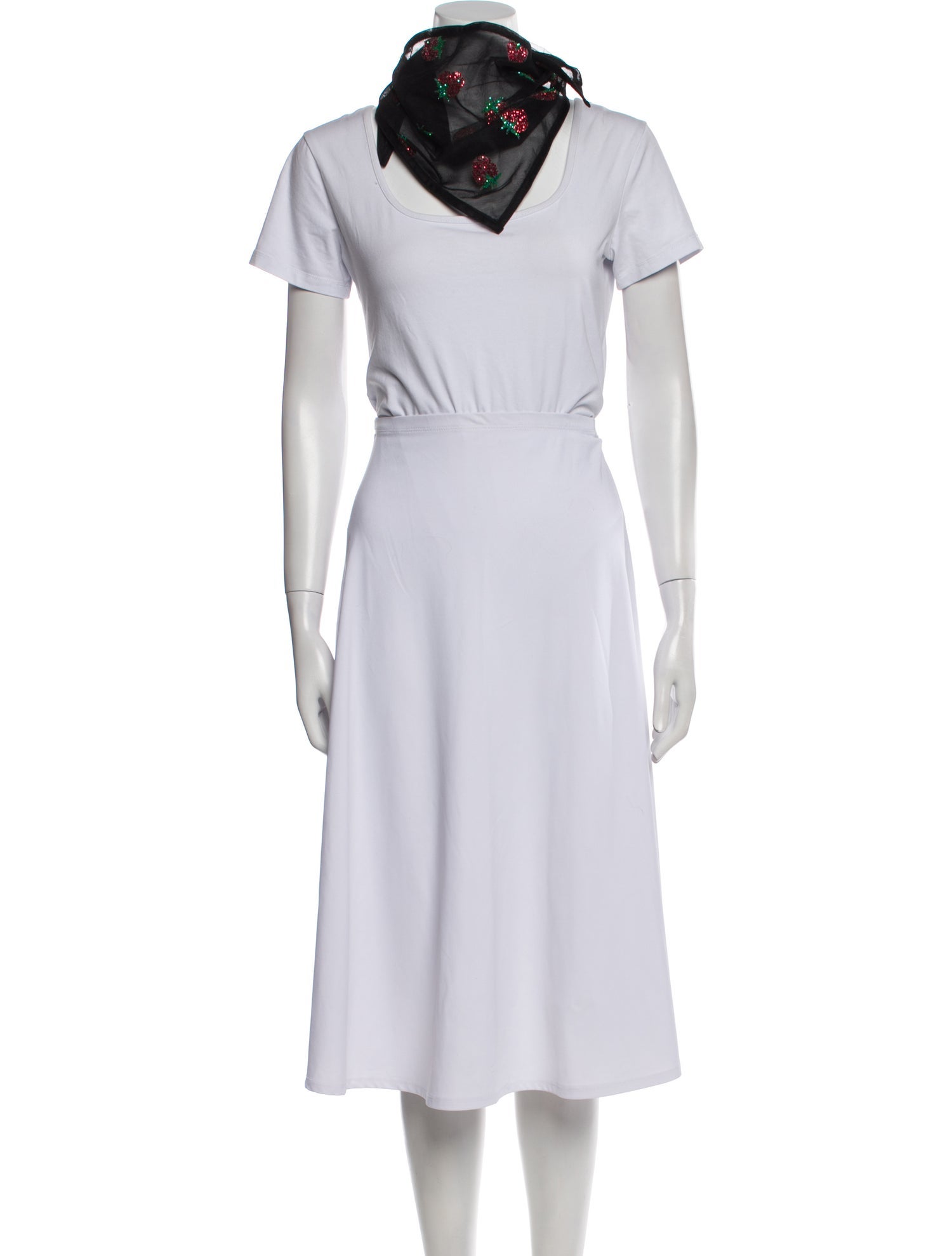 Lirika Matoshi Silk Printed Scarf