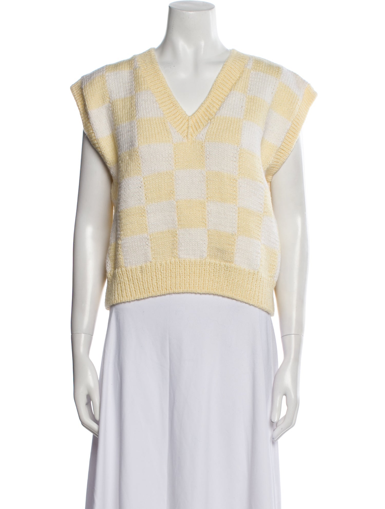 Lirika Matoshi Plaid Print V-Neck Sweater w/ Tags