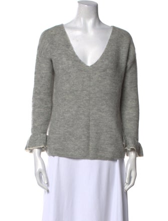 La Maille Sezane Kid Mohair V-Neck Sweater