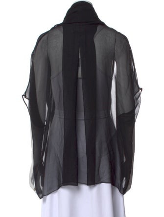 Louiza Babouryan V-Neck Short Sleeve Blouse