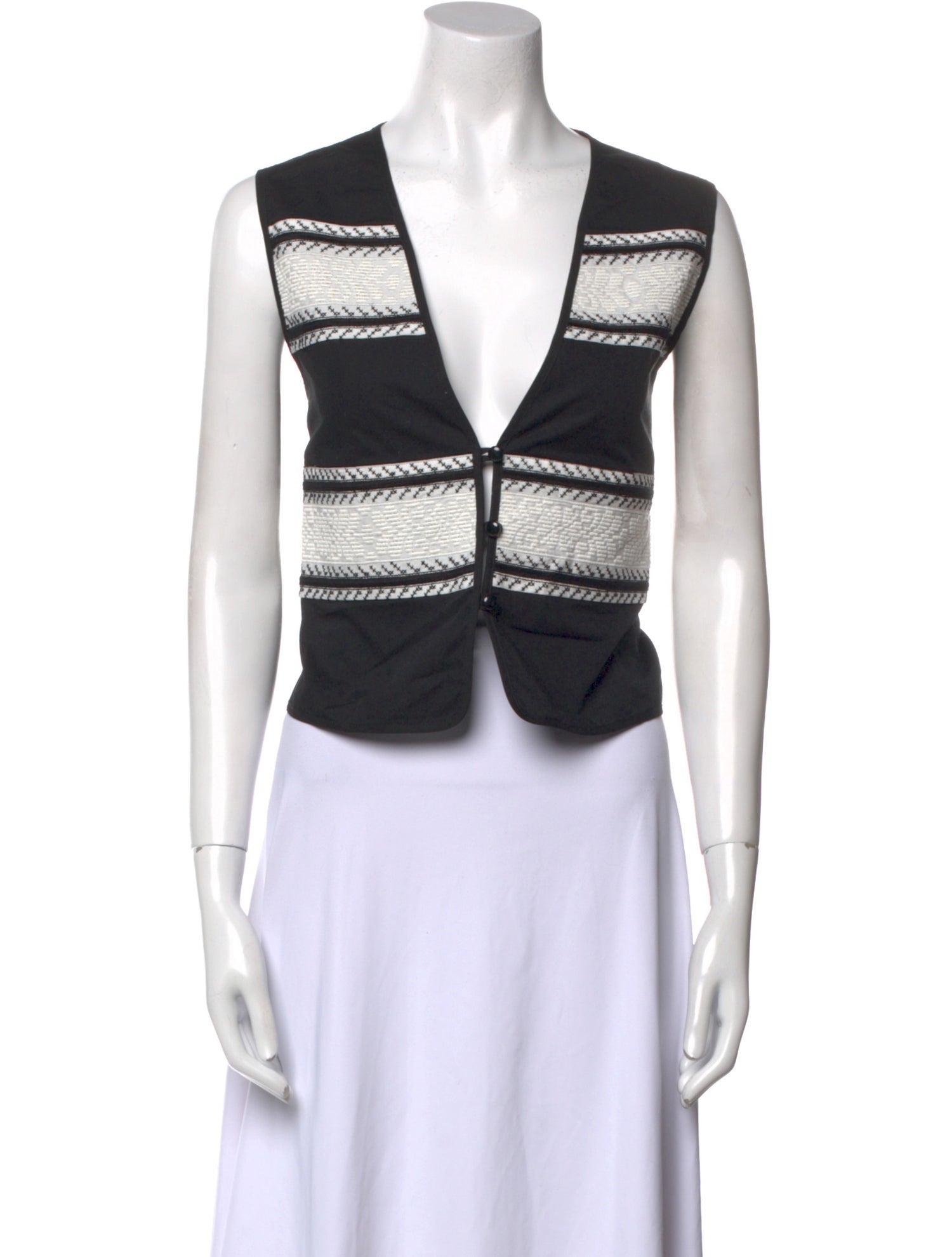 Loretta Caponi V-Neck Sleeveless Crop Top