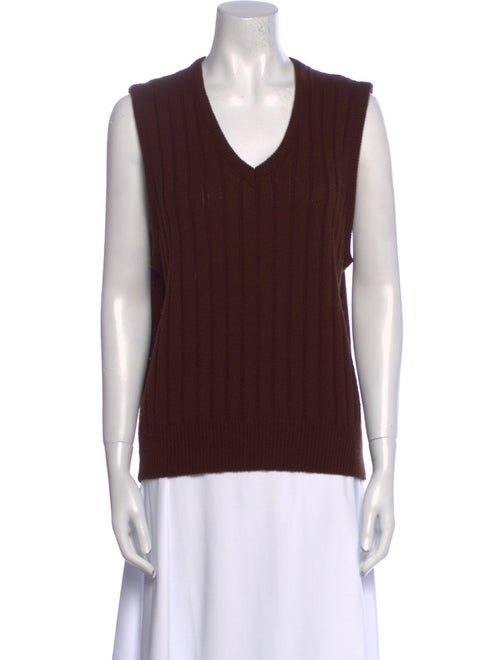 London Fog V-Neck Sweater