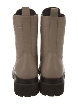 Lola Cruz Leather Combat Boots