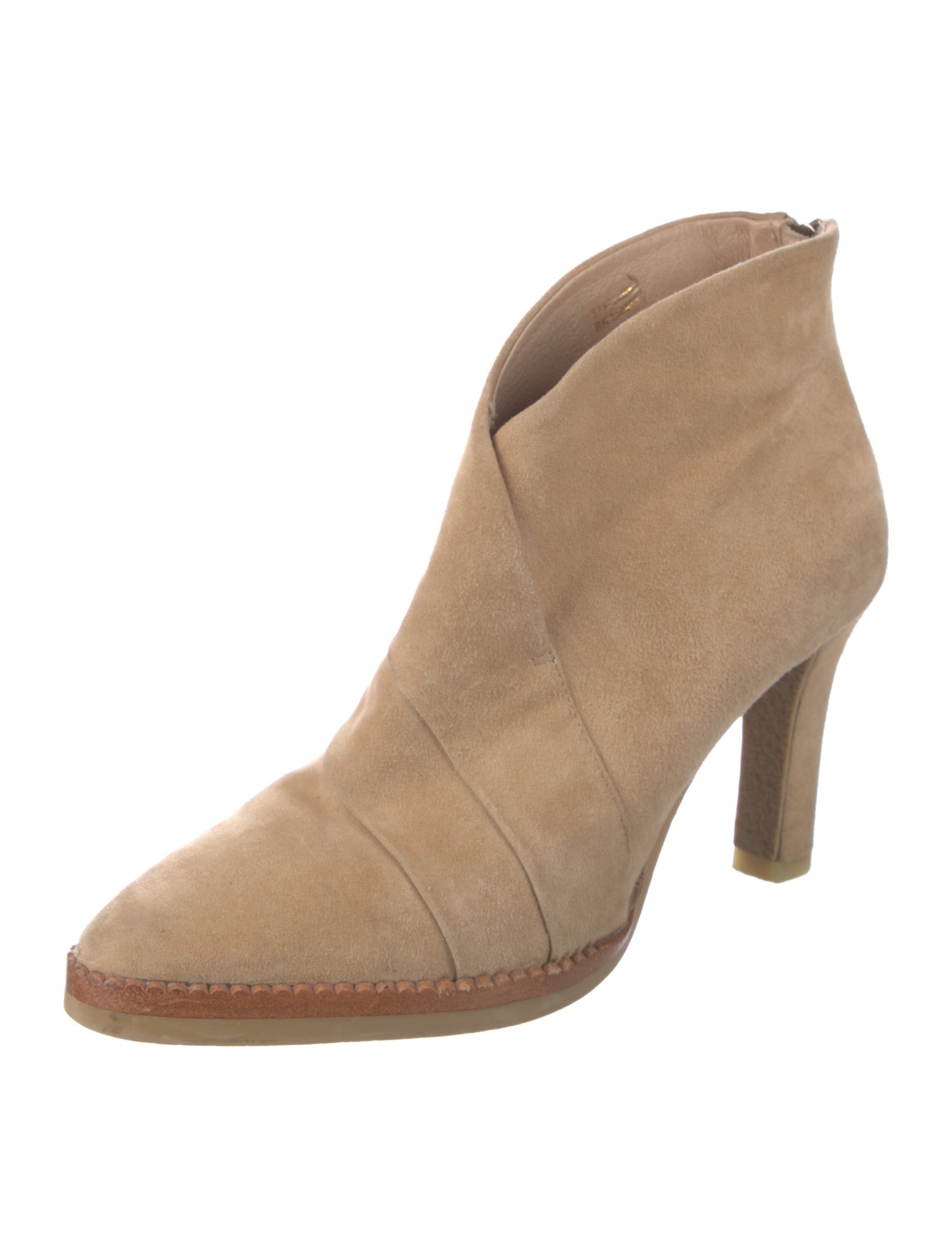 Lola Cruz Suede Boots