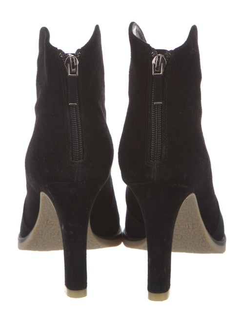 Lola Cruz Suede Boots