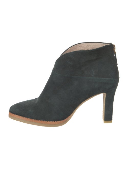 Lola Cruz Suede Boots