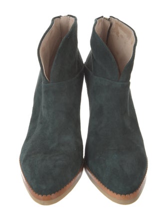 Lola Cruz Suede Boots